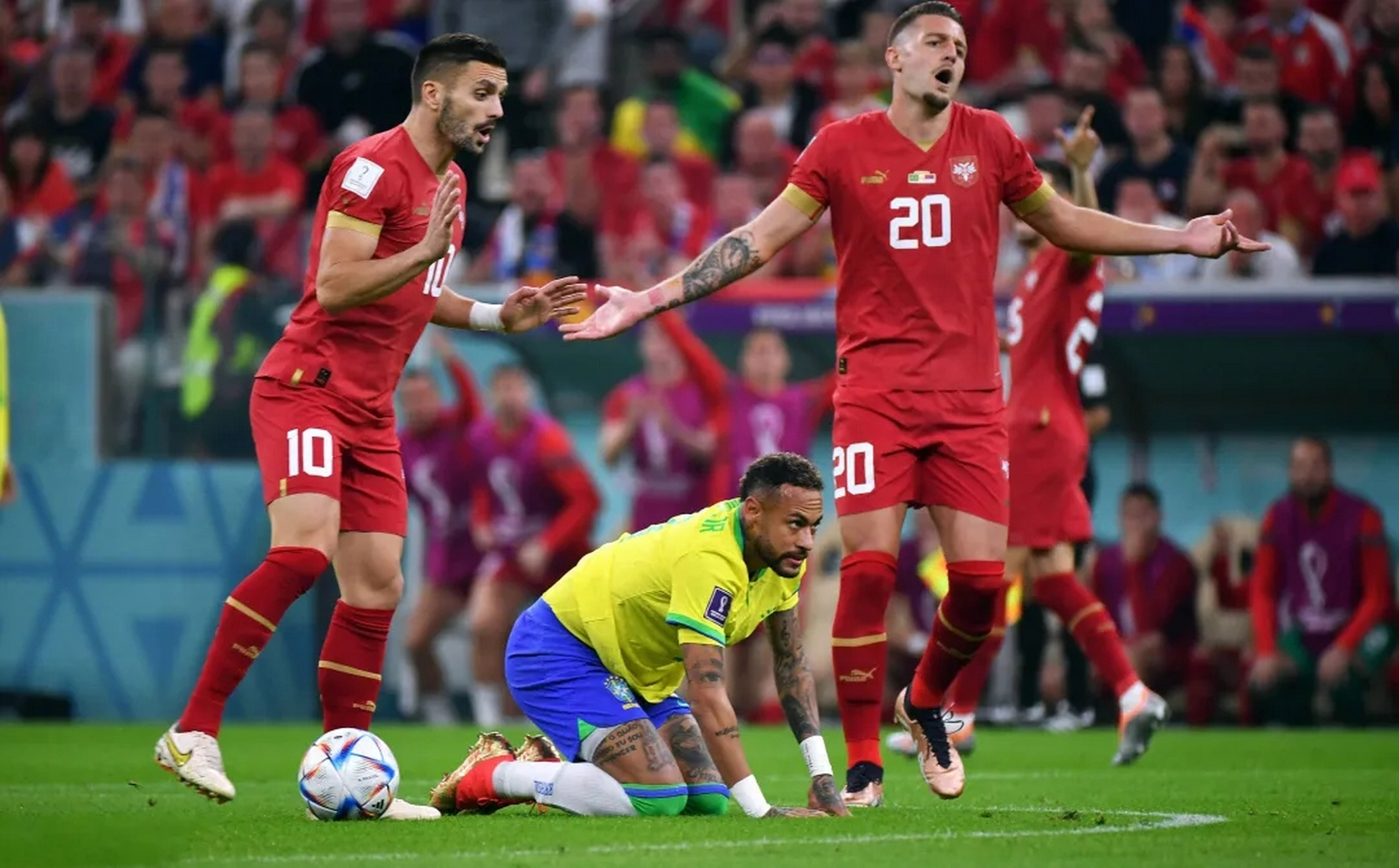 内马尔连续二十场比赛得分超过绝杀，热火挑战极限！的简单介绍